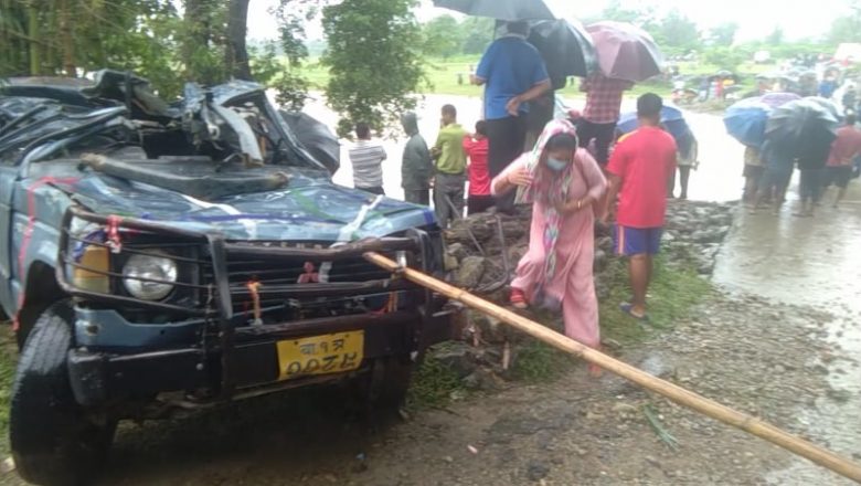 विद्युत प्राधिकरण गाडी बाढीले बगाउँदा बेपत्ता भएका कार्यालय प्रमुखको शव भेटियो