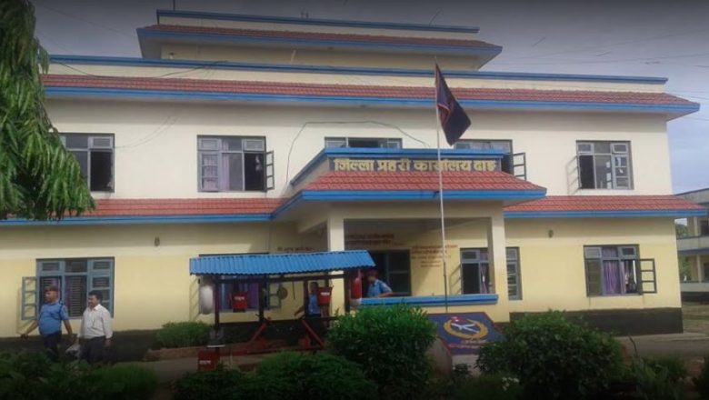 सहकर्मी महिला शिक्षकलाई अश्लिल हर्कत गर्ने शिक्षक पक्राउ