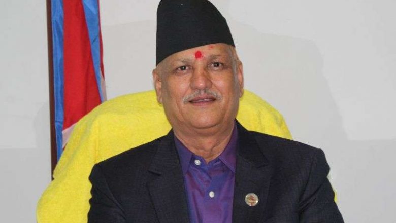 ओलीले नयाँ पुस्तालाई दिऔँ भन्दा प्रचण्डले हिम्म्त गर्न सक्नुभएन : भट्ट