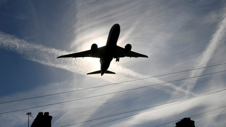 सरकारद्वारा बेलायतबाट आउनेलाई प्रवेशमा रोक