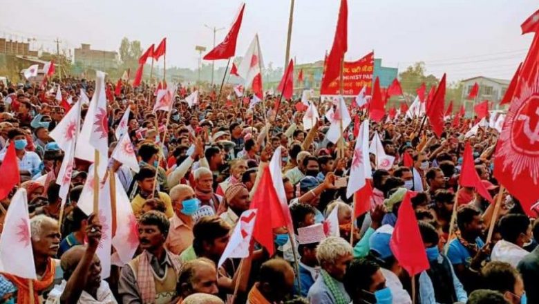 महोत्तरीका मेयरलाई कारवाहीको माग गर्दै प्रदर्शन