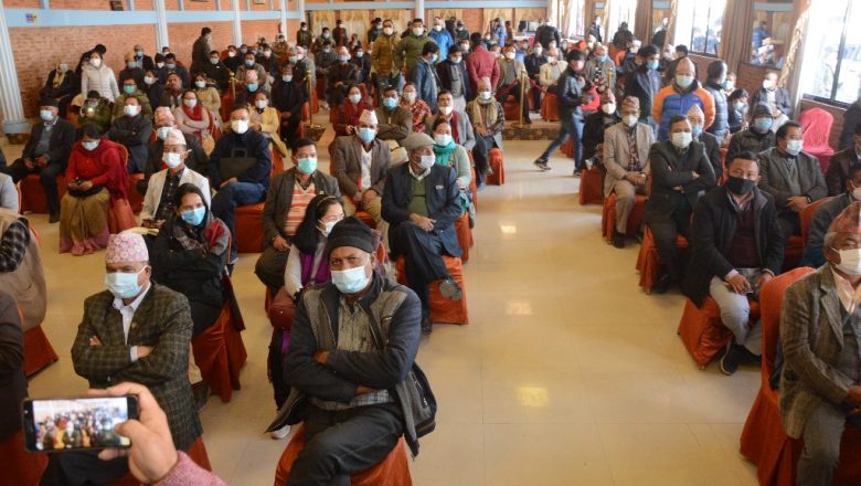 प्रचण्ड- नेपाल समूहले बोलायो केन्द्रीय समितिको आकस्मिक बैठक