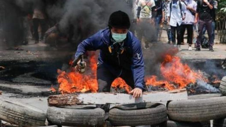 म्यानमारमा ५०० प्रदर्शनकारीको मृत्यु, सडकमा फोहोर फालेर सरकारको विरोध