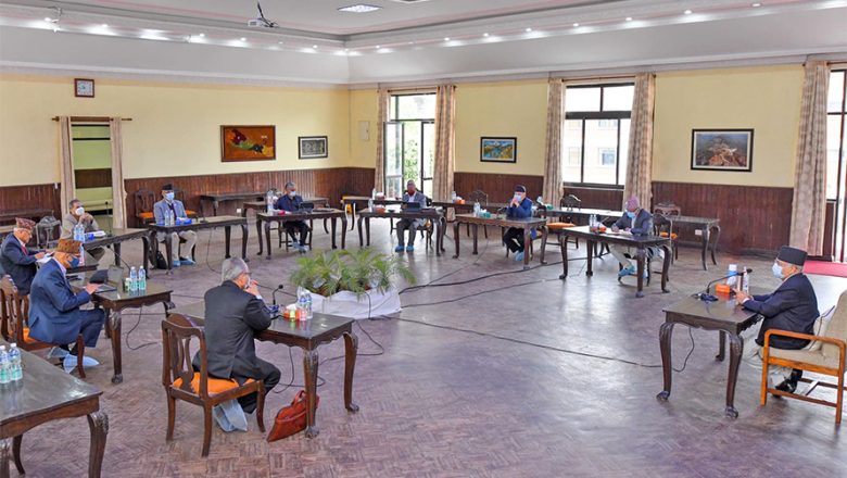 एमाले स्थायी कमिटी बैठक बस्दै