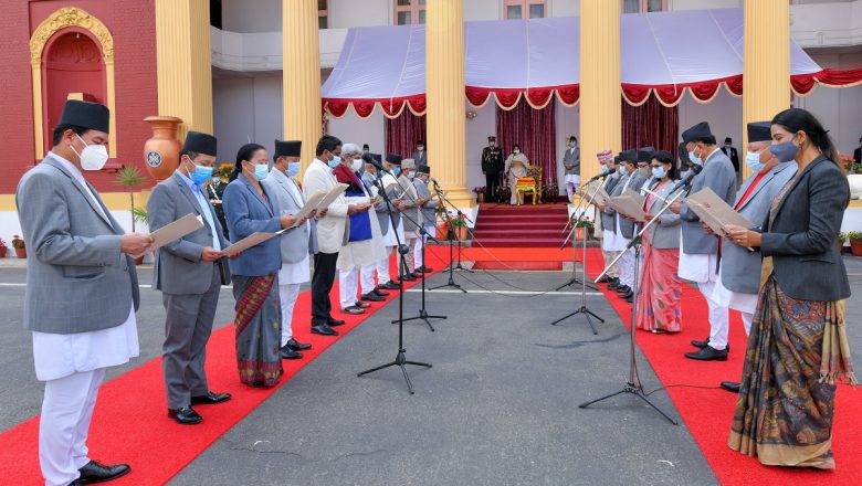 सर्वोच्चको आदेशपछि प्रतिनिधिसभा विघटनपछि हटाइएका मन्त्रीहरूको पद के हुन्छ?