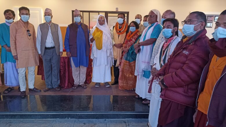 पशुपतिसहित विभिन्न मन्दिरका पूजारी ल्याएर निधिले खोले सम्पर्क कार्यालय, बैंक्वेट नै भाडामा