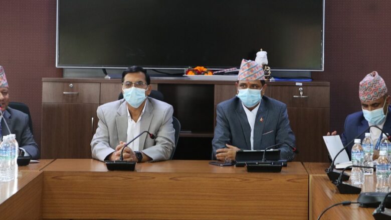 मन्त्रीले देशलाई घाटा हुने कुरा गरे ‘हुँदैन’ भन्ने कर्मचारी चाहन्छुः अर्थमन्त्री