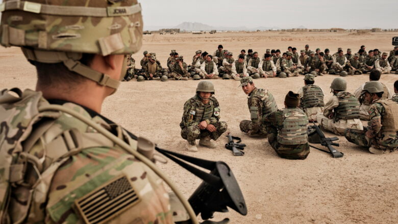 अमेरिकाले ८३ अर्ब डलर खर्चेको अफगान सेना तालिबानसामू कसरी भयो निरीह?