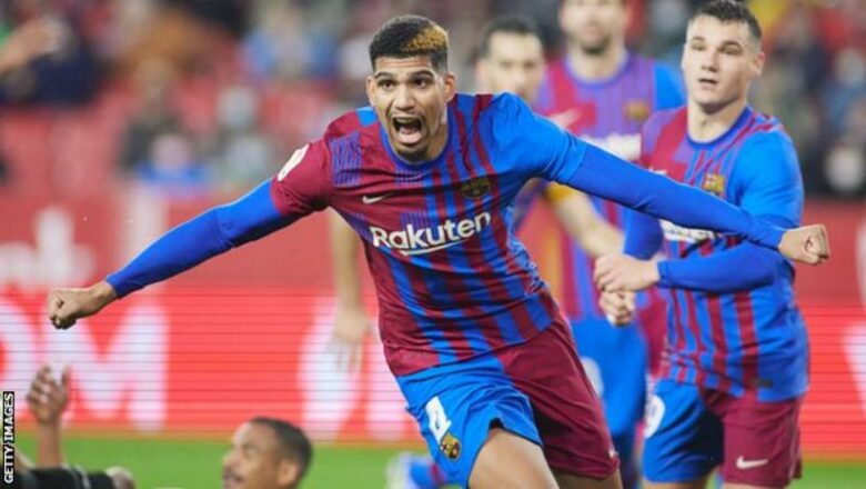 १० खेलाडीमा सिमित सेभिल्लासँग बार्सिलोनाले बराबरी खेल्यो