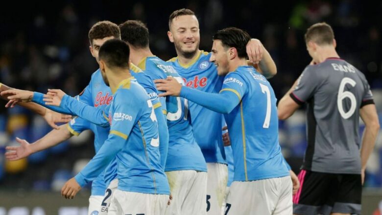 लेस्टरलाई हराउँदै नेपोली नकआउट चरणमा