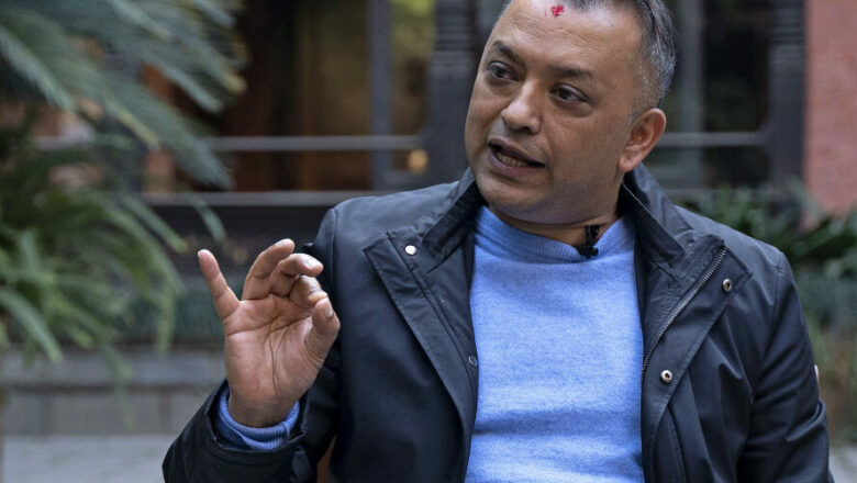 देउवालाई बधाई दिँदै थापाले भने : पार्टीलाई थिति र विधिमा चलाउनुहुन्छ भन्ने अपेक्षा छ