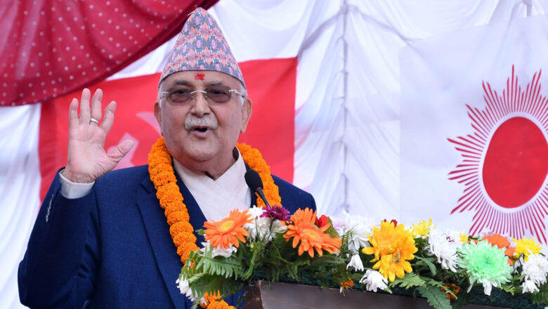 ओलीको प्रश्न: ‘अर्ली इलेक्सन’ भन्नेले जनतासँग क्षमा माग्नु पर्दैन?