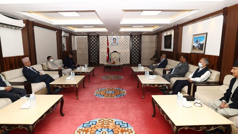 चुनावबारे संविधानसँग बाझिएको कानुन संशोधन गर्न सरकारलाई संविधानविद्हरूको सुझाव