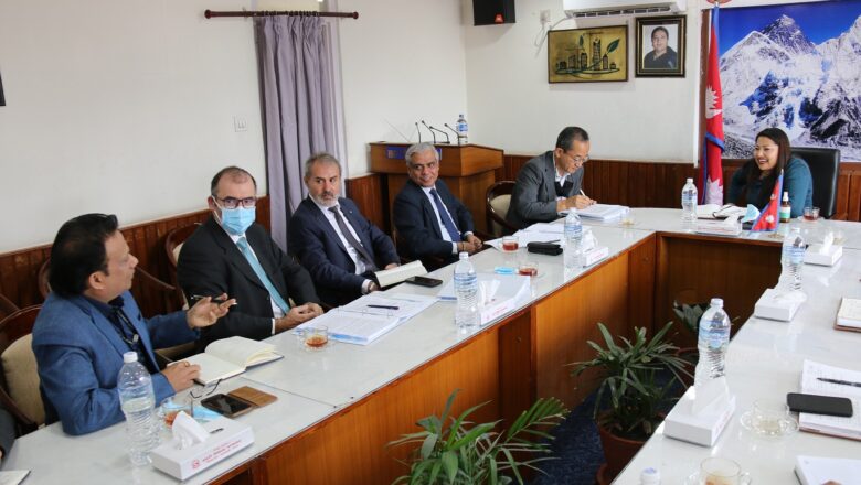 परियोजनाका काम तत्काल अघि बढाउन एडिबीलाई मन्त्री झाक्रीको आग्रह