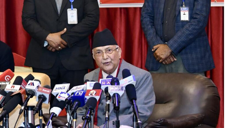 मतपत्रको रङ हरियो बनाउने आयोगको निर्णयमा ओलीको आपत्ति