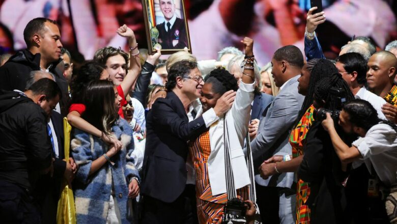 कोलम्बियाका राष्ट्रपति चुनिए पूर्वगुरिल्ला