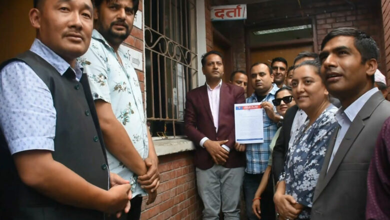 इम्बोस्ड नम्बरप्लेटमा ‘अनियमितता’ छानबिनको माग गर्दै अख्तियारमा उजुरी
