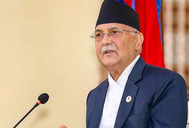 ओली भन्छन्– आफ्नैहरू अर्कैलाई भोट दिन कुदिरहेका छन्