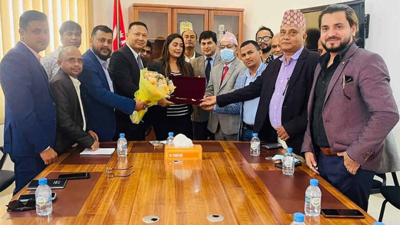 एनआरएनए कतार र राजदूत ढकालबीच श्रमिकका समस्याबारे छलफल