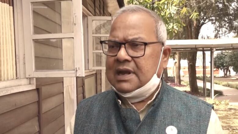 लक्ष्मणलाल कर्णको आक्रोश– संविधानले अधिकार दियो भन्दैमा राष्ट्रपतिले जे पनि गर्न हुन्न