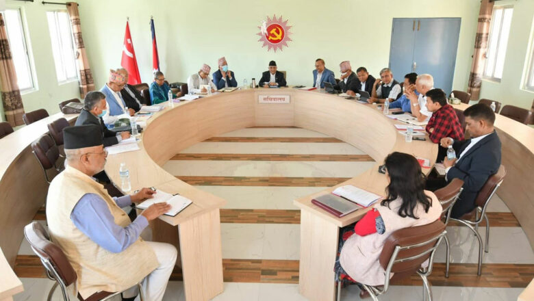 एमाले सचिवालय बैठक एक घण्टा पछि सर्‍यो 