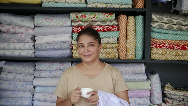 जागिर छाडेर दिदीबहिनीले थालेको ‘कटन मिल’, बनाउँदै छन् तन्ना-सिरकको ब्रान्ड