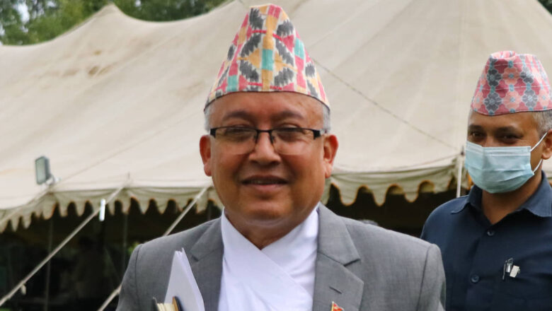 <strong>मतपत्रको गोपनीयता भंग गरे मतपत्र गणना हुँदैन : प्रमुख निर्वाचन आयुक्त </strong>