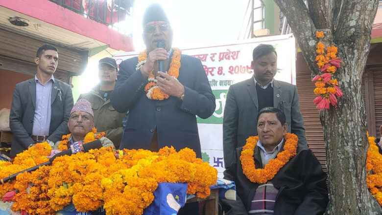 यो निर्वाचन संविधान रक्षा र निरंकुशताबीचको जनमतसंग्रह हो : दाहाल