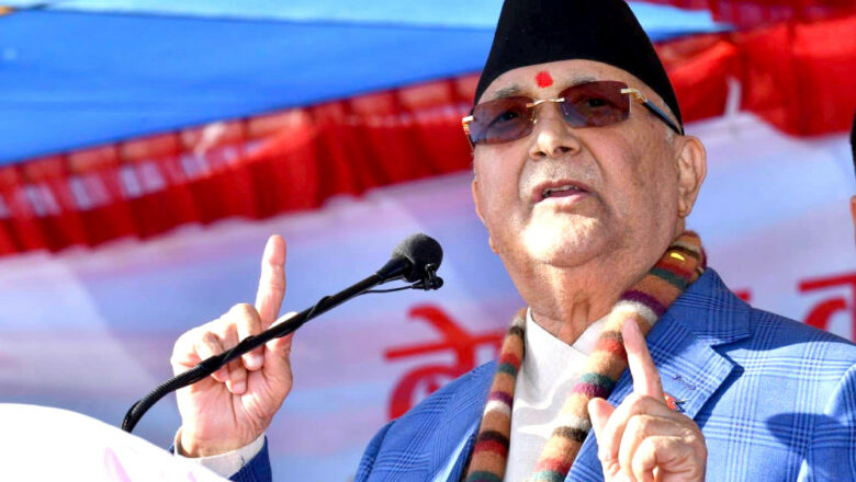 चितवनमा रविलाई ओलीको कटाक्ष : टिभीमा समाचार पढ्न छोडी घण्टी बजाएर बाटो सोध्या छन्