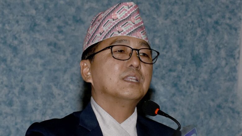 ढुक्क भएर ऊर्जामा लगानी गर्न ऊर्जामन्त्री लिङ्देनको आग्रह