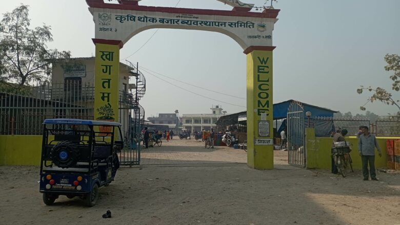 लालबन्दीबाट एक अर्बको तरकारी निकासी