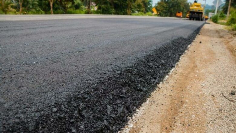 घोराही–तुलसीपुर चारलेन सडक मर्मत सुरु