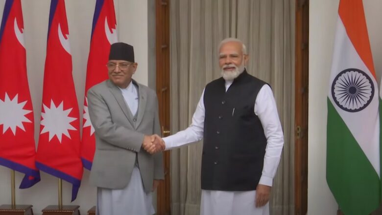 भारतीय स्वतन्त्रता दिवसमा प्रधानमन्त्री प्रचण्‍डले दिए समकक्षी मोदीलाई बधाई