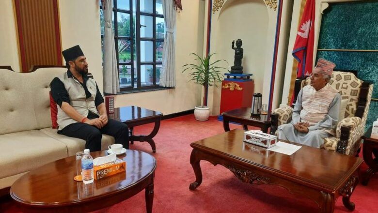 रवि लामिछानेले भेटे राष्ट्रपति पौडेल 