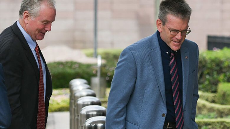 अमेरिकी सिनेटर होलेन काठमाडौंमा